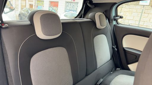Renault Twingo 1.0 SCe 65 - Equilibre – 2023 – 37024 km – Essence – Boîte Manuelle — photo 19