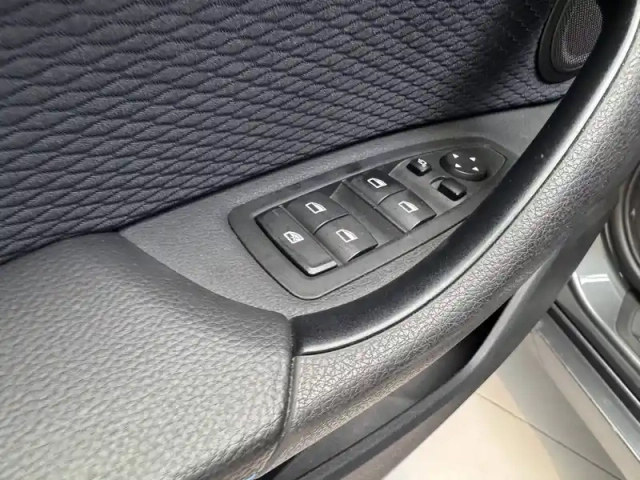 Bmw X1 sdrive 20i 192 ch dkg7 — photo 20