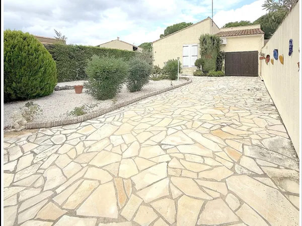 Maison à vendre 3 pièces SERVIAN (34)