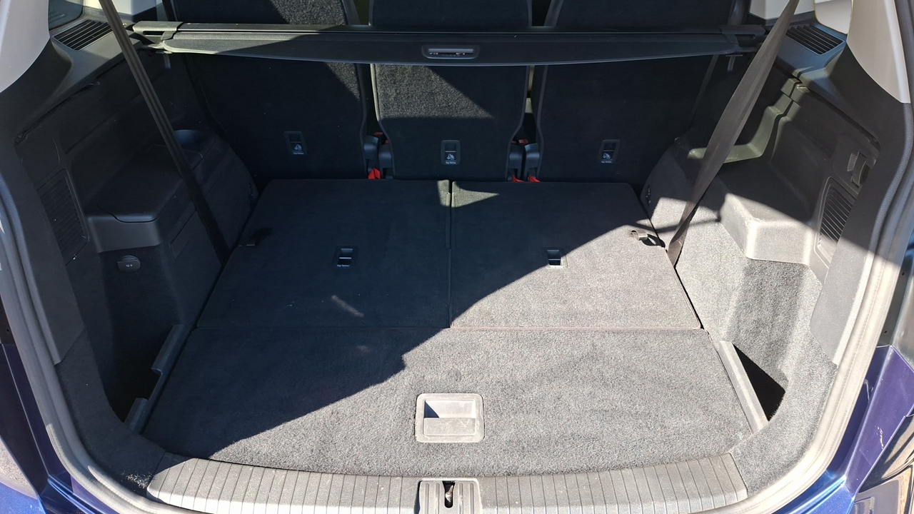 Volkswagen Touran 2.0 TDI 115 DSG7 7pl — photo 14