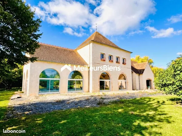 Maison 12 pièces 420 m²