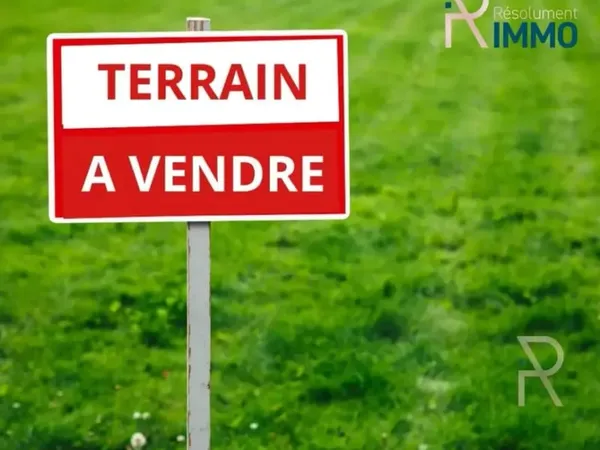 Terrain 349 m²