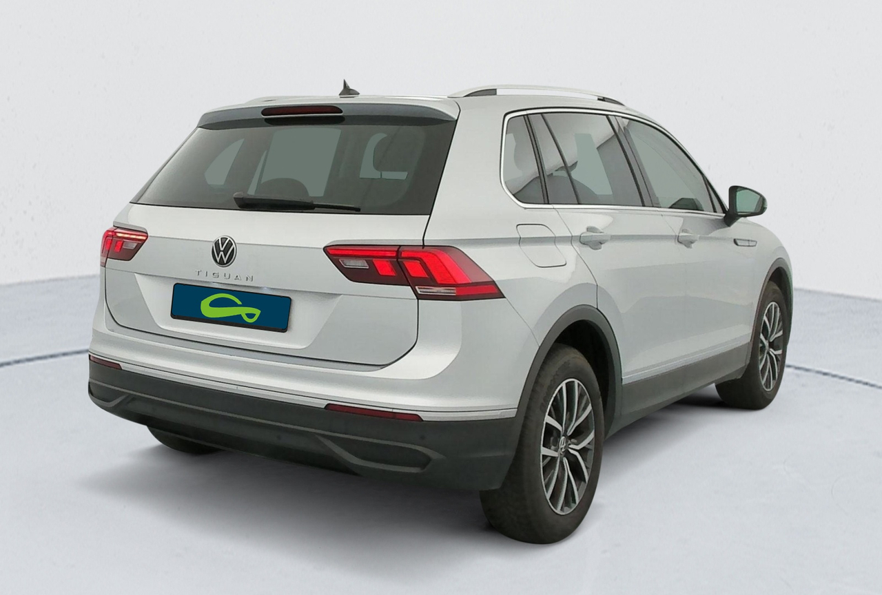 Volkswagen Tiguan — photo 5