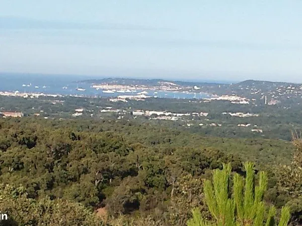 Terrain 14,5ha, vue panoramique Golfe de St Tropez