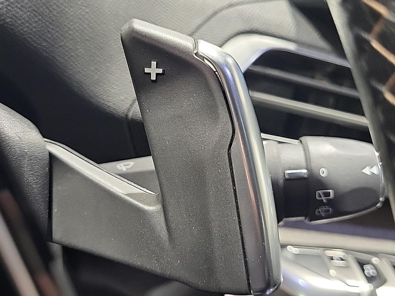 Peugeot 3008 hybrid 225 e-eat8 gt — photo 18