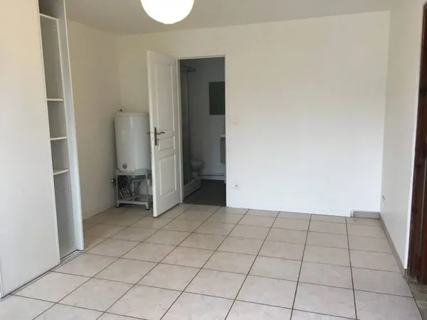 Studio 1 pièce 24 m²