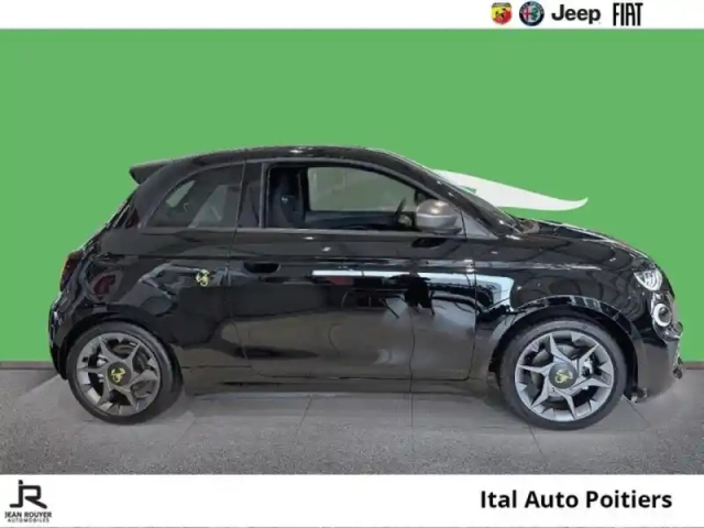Abarth 500 e 155ch 42kwh  4cv (prime cee deduite de 6 150 euros) — photo 4