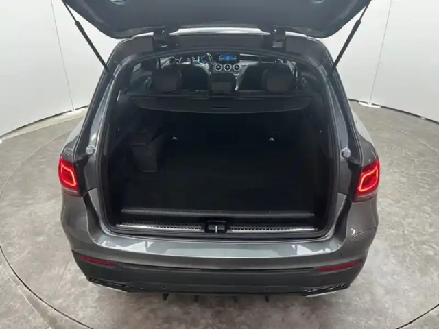 Mercedes Glc suv 300de 4matic amg line — photo 10