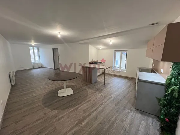 À LOUER ? APPARTEMENT T4 ENTIÈREMENT RÉNOVÉ ? SECTEUR MAIRIE