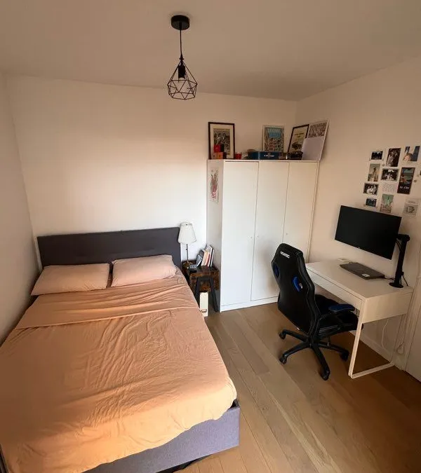 Photo 1