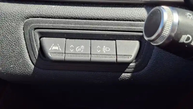 Renault Captur tce 130 fap — photo 31