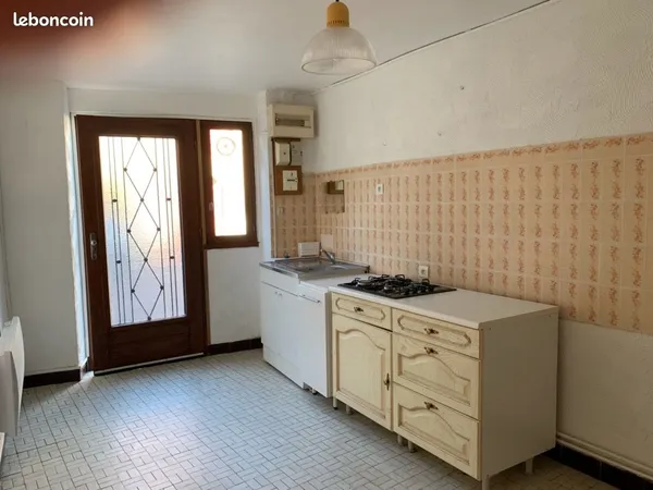 A 7km d'issoire maison de bourg