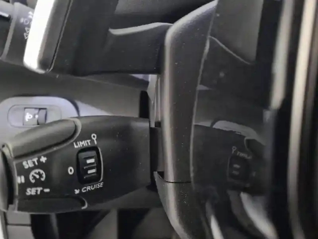 Peugeot Partner fourgon standard 650 kg bluehdi 130 s&amp;s eat8 — photo 41