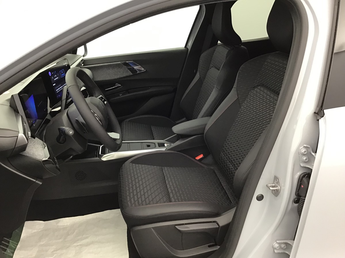 Renault Clio 6 — photo 25