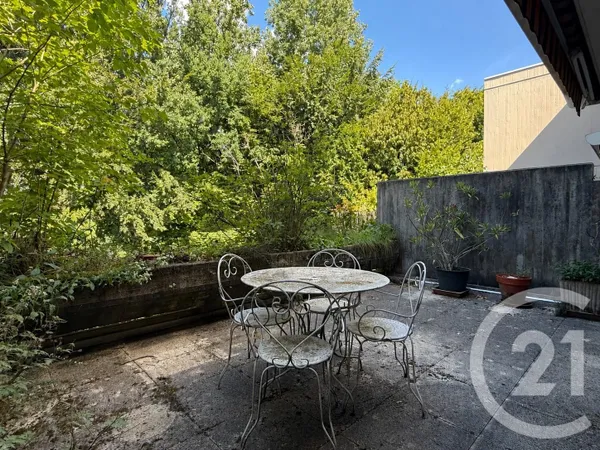 Appartement 6 pièces 119 m²