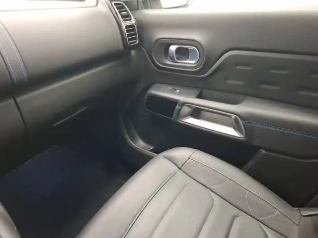 Citroën C5 Aircross hybride rechargeable 225 e-eat8 — photo 32