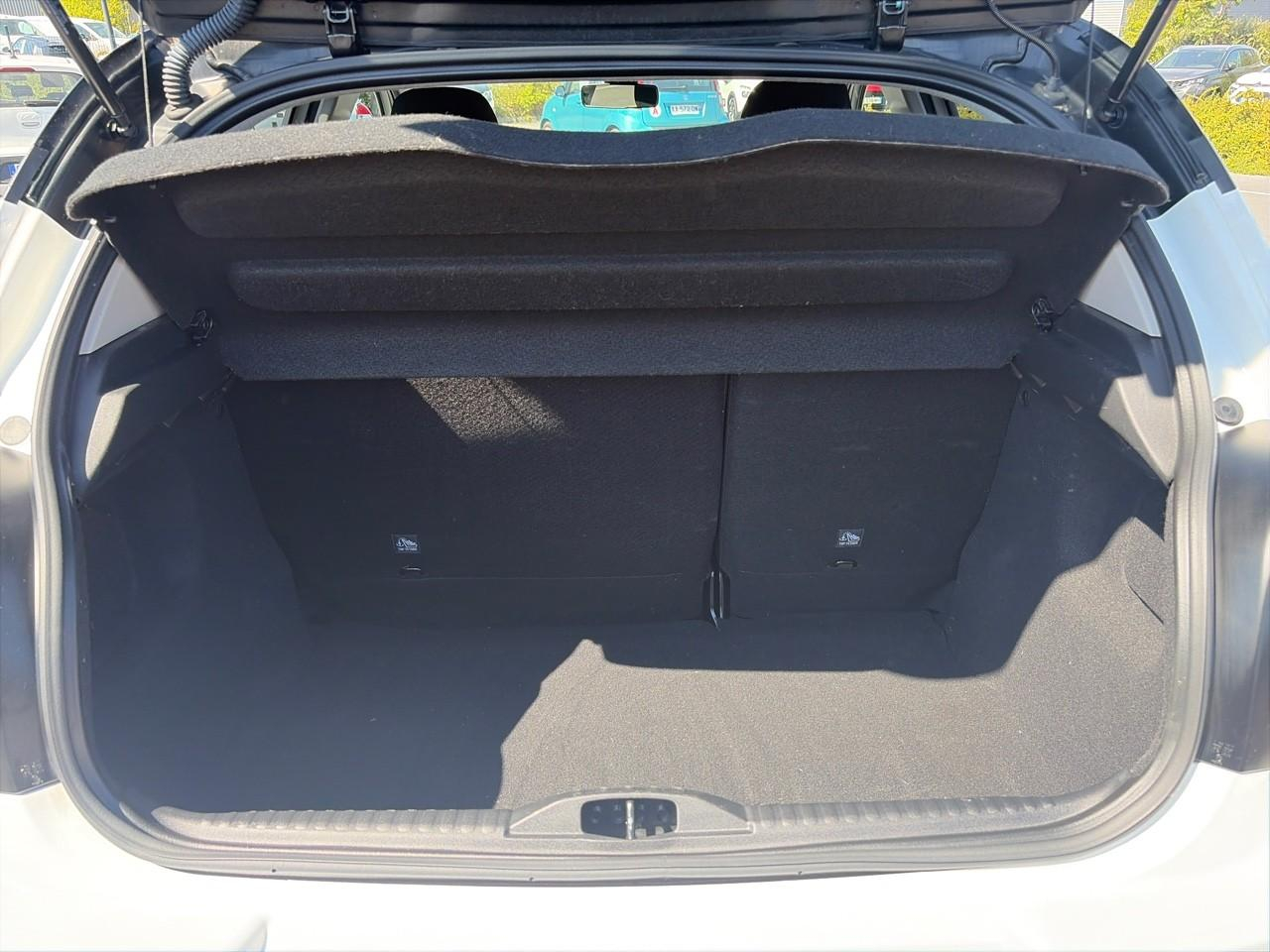 Citroën C3 1.2 puretech 110ch s&s shine eat6 — photo 6
