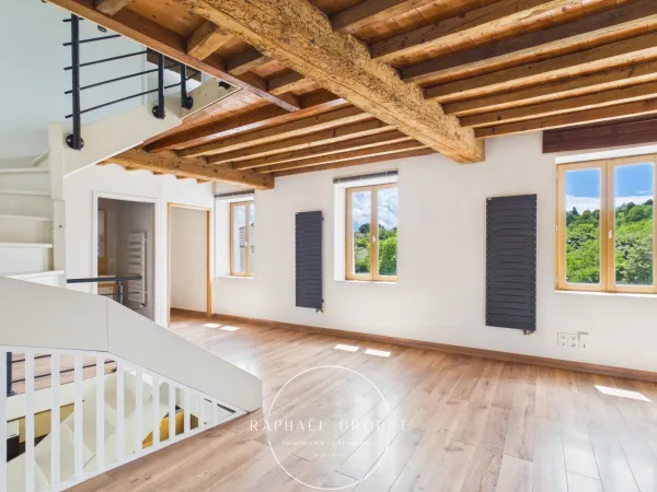 Maison 7 pièces 215 m²