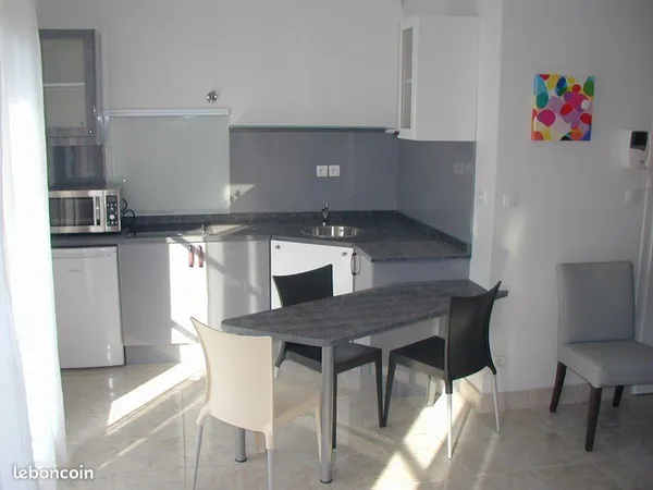 Appartement meublé 2 pièces 38m2