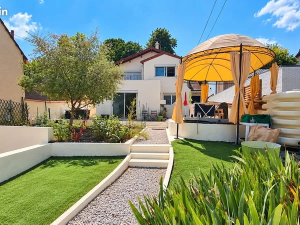 Propriété 6 pièces 128 m²