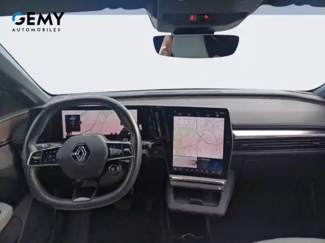 Renault Megane e-tech ev60 220 ch super charge — photo 29