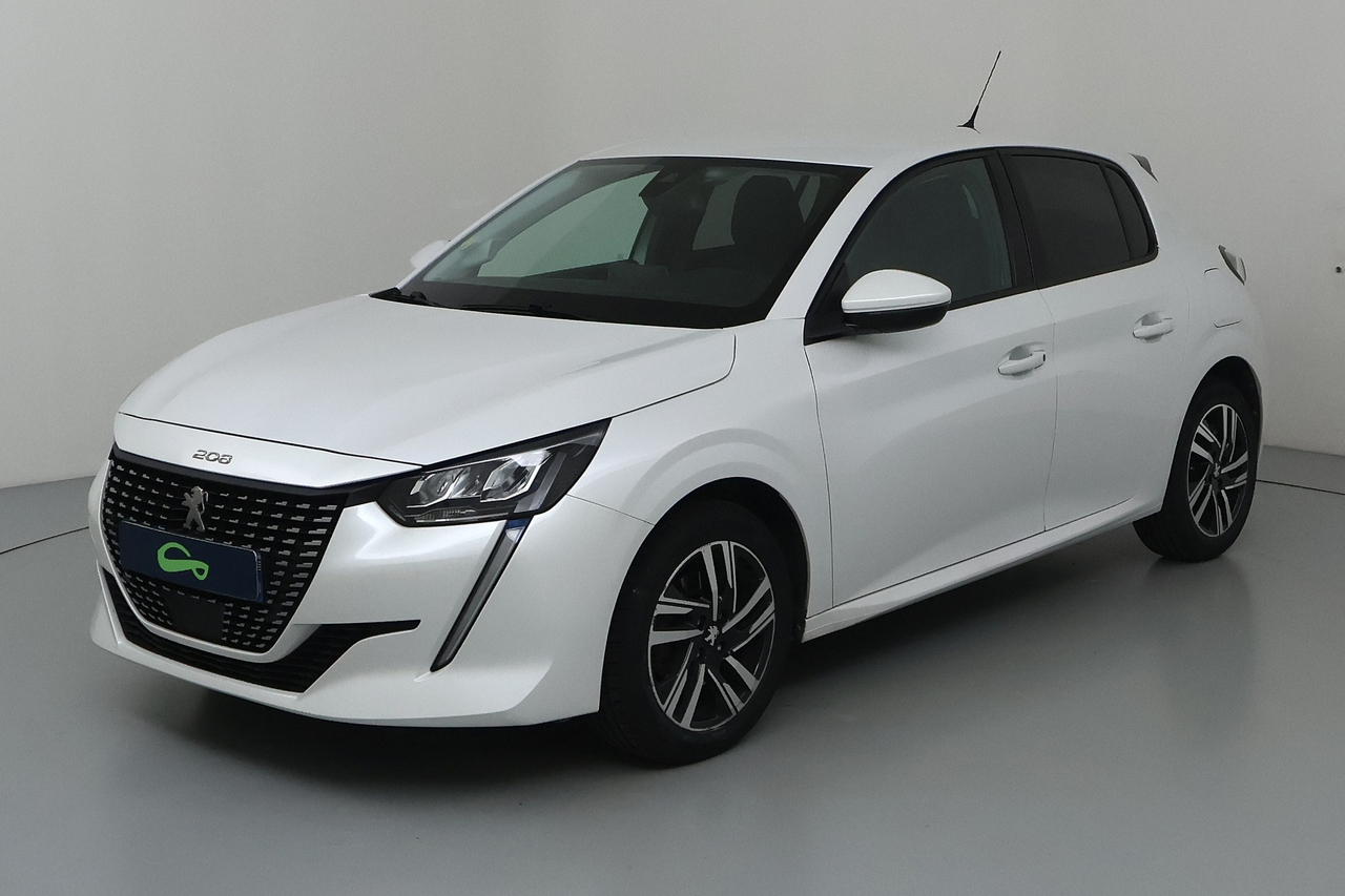 Peugeot 208 — photo 1