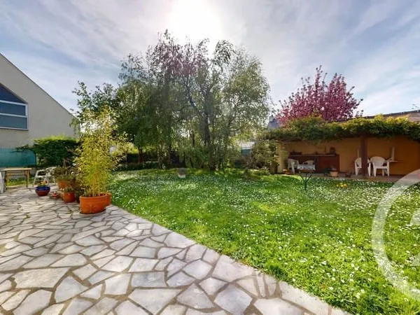 Maison 6 pièces 138 m²