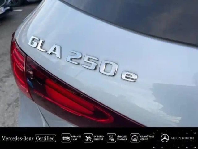 Mercedes Gla 250 e hybride rechargeable 218ch amg line 8g-dct — photo 14