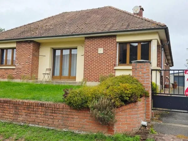 Maison de plain-pied 7 pièces 136 m²