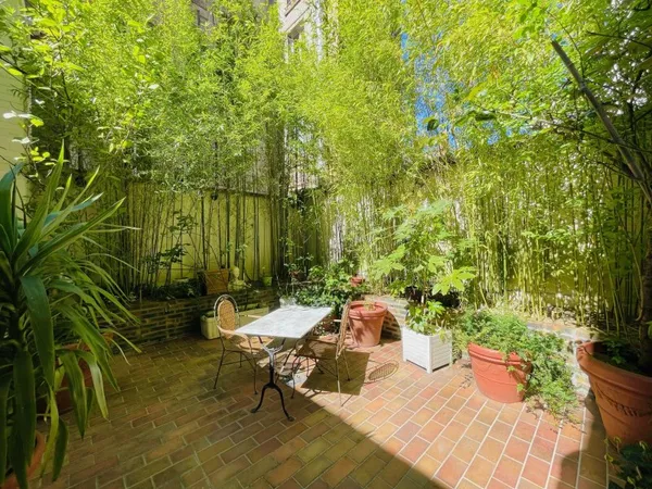 Appartement 7 pièces 222 m²