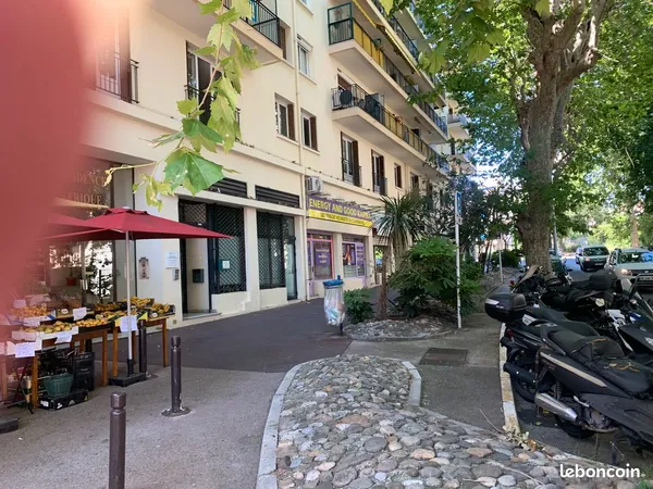 Murs commerciaux - centre-ville antibes