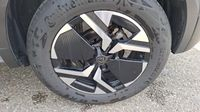Peugeot 2008 1.2 100ch S&S Allure — photo 11