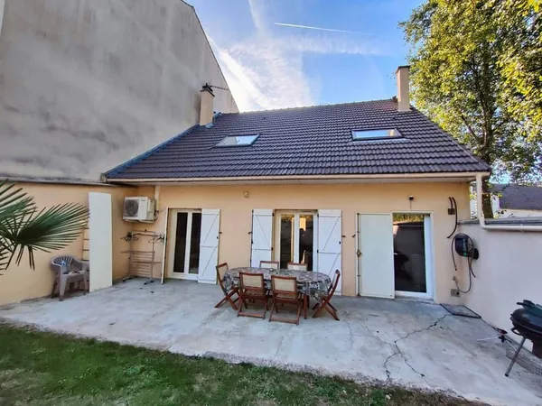 Pavillon 6 pièces 105 m²