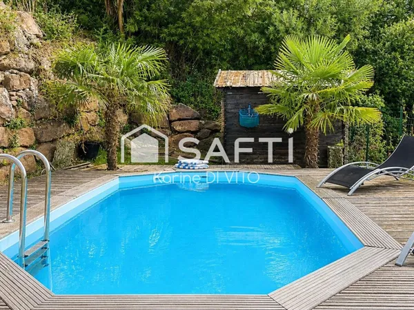 St Maxime - Villa à rénover - 166 m2 - Vue dégagée