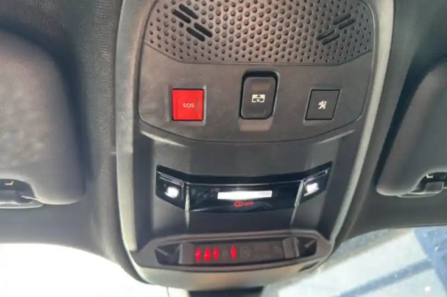 Peugeot 2008 puretech 130 s&amp;s eat8 — photo 20