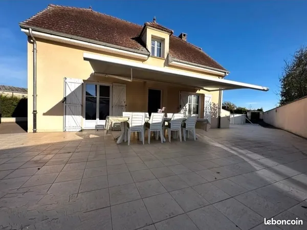 MAISON 127m2 + T1 35m2 PMR