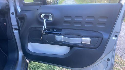 Citroen C3 1.2 110 - Shine – 2019 – 67972 km – Essence – Boîte Manuelle — photo 30