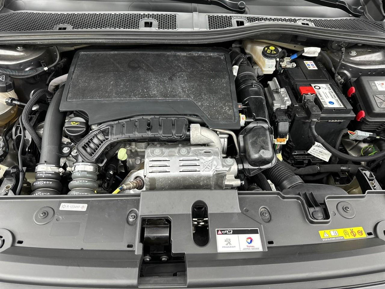 Peugeot 208 puretech 100 s&s bvm6 style — photo 13