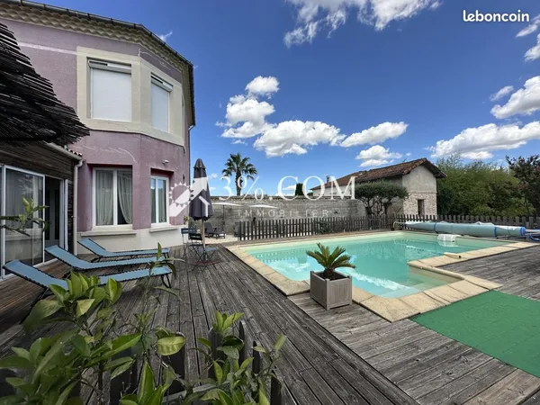Propriété 10 pièces 286 m²