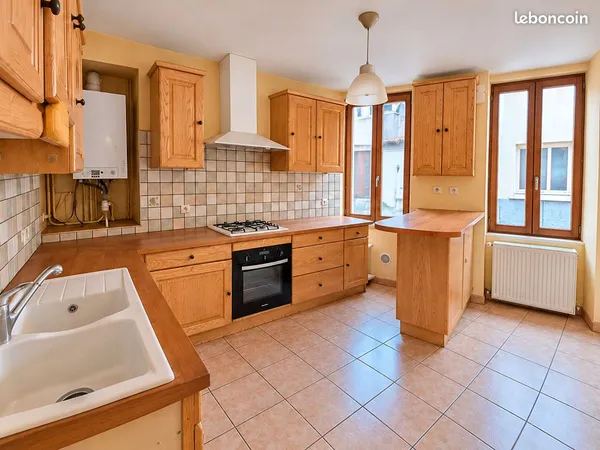 Maison 5 pièces 81 m²