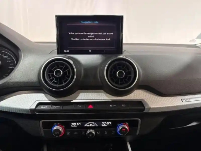 Audi Q2 35 tfsi cod 150 s tronic 7 design — photo 10