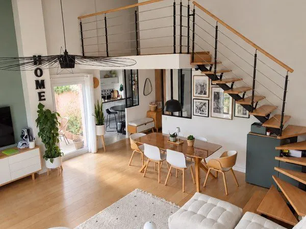 Duplex 105m2 climatisé - 2 terrasses - 2 pl pkg + 1 gge