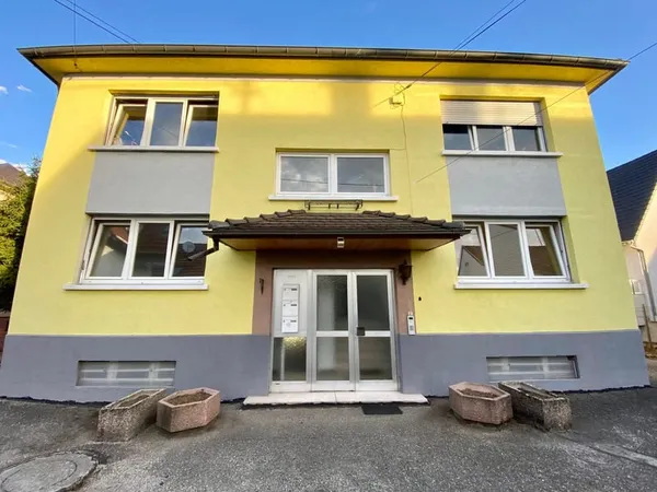Immeuble de 335 m2 sur 7 ares 51.