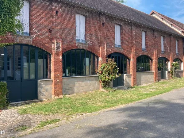 A louer atelier/ local activité