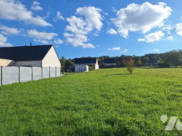 Terrain 650 m²