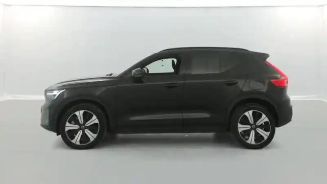 Volvo Xc40 recharge 231ch plus edt + pack hiver avec pompe à chaleur — photo 20