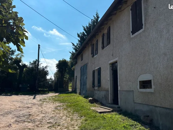 Propriété 6 pièces 200 m²