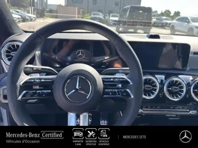 Mercedes Classe A 180 d 116ch amg exclusive design 8g-dct — photo 13