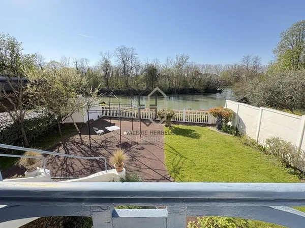 Maison 5 pièces 160 m²