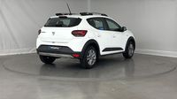 Dacia Sandero 1.0 TCe 90ch Stepway Confort — photo 5